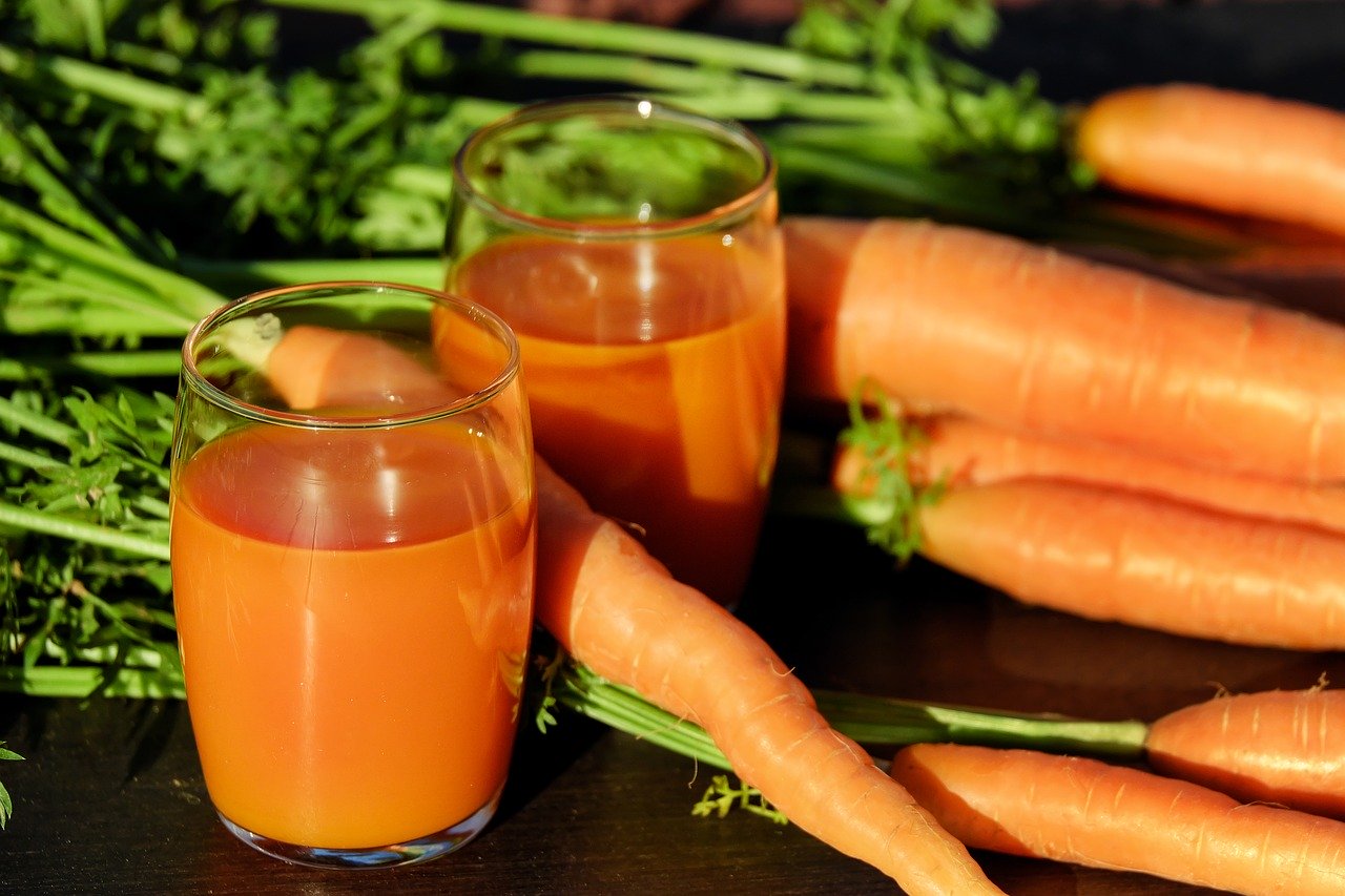 Prevent Flu and Colds By Juicing Carrot HEALTHY CARROT JUICE | Authentic